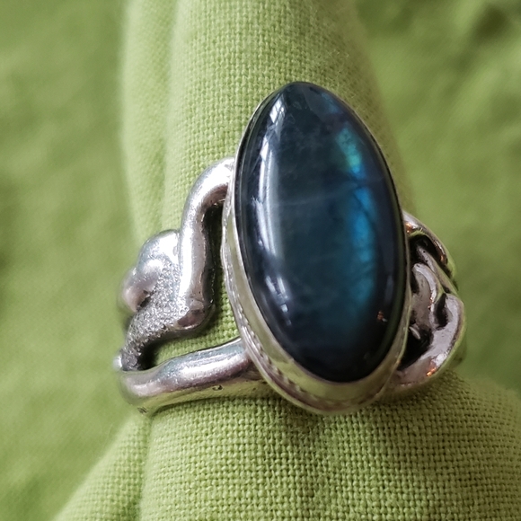 Womens Sterling Silver Labradorite Blue Gemstone Ring - Picture 3 of 9